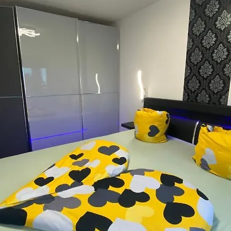Timi Wellness Apartment *